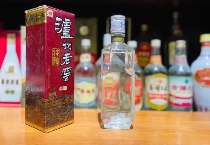 五糧液集團(tuán)旗下的品牌酒系列，多元化發(fā)展的典范，五糧液集團(tuán)品牌酒系列，多元化發(fā)展的璀璨明珠