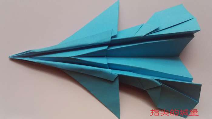 F-22戰(zhàn)斗機折紙教程，F(xiàn)-22戰(zhàn)斗機折紙教程，一步步教你折出精美戰(zhàn)機模型