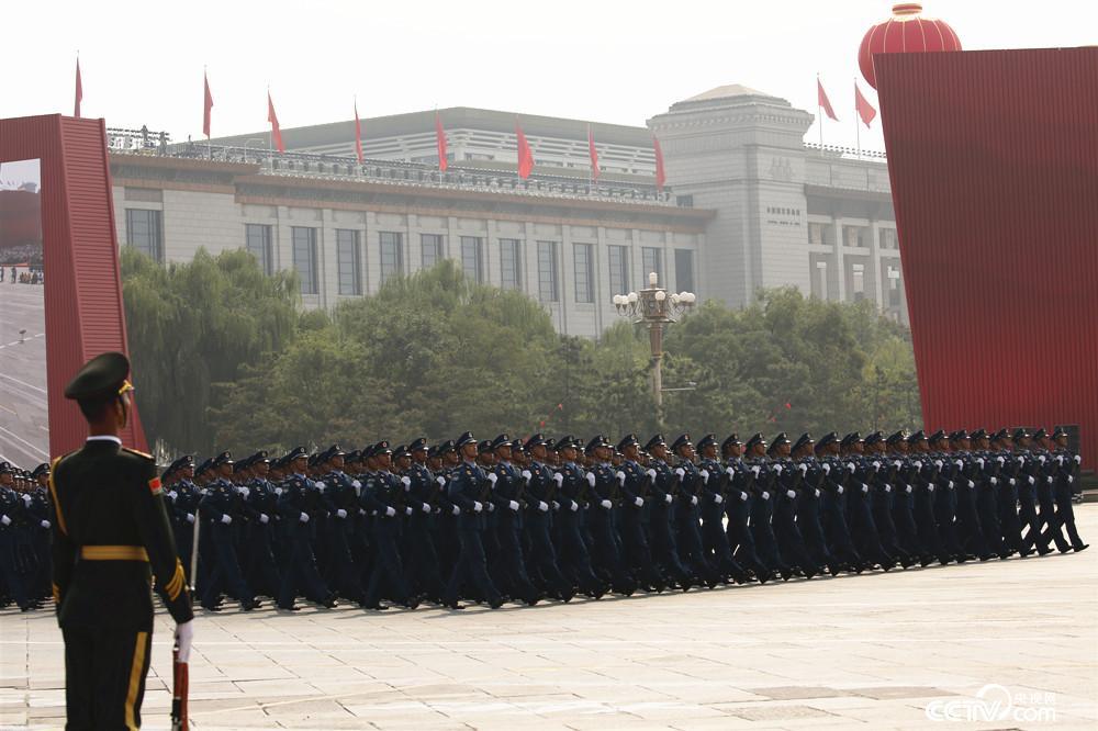 2019國(guó)慶閱兵全程回放，壯麗畫(huà)卷，彰顯國(guó)威，「2019國(guó)慶閱兵全程回放，國(guó)威彰顯的壯麗畫(huà)卷」