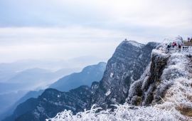 峨眉山金頂天氣預(yù)報及其影響，峨眉山金頂天氣預(yù)報與影響分析